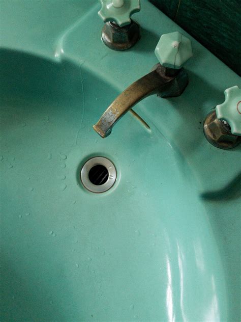 How To Easily Clean Your Sink And Drain To Avoid Unpleasant Odors