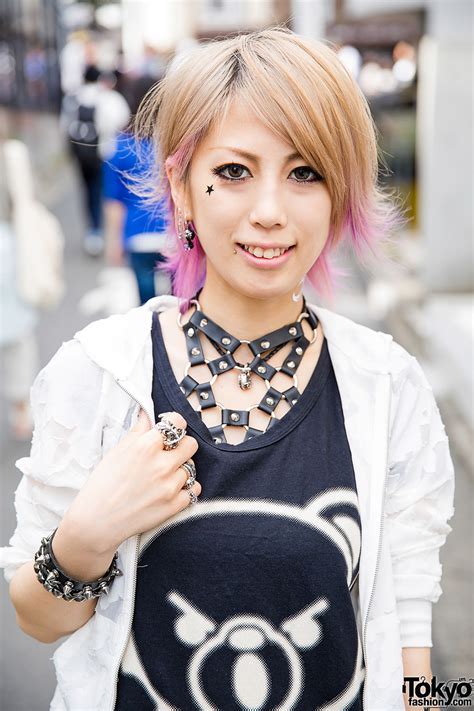 Dip Dye Hair And Nail Art W Chrome Hearts And Hysteric Glamour In Harajuku