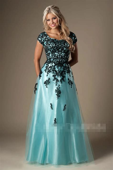 Mint And Black 2017 Long Modest Prom Dresses With Cap Sleeves Lace Appliques A Line Floor Length