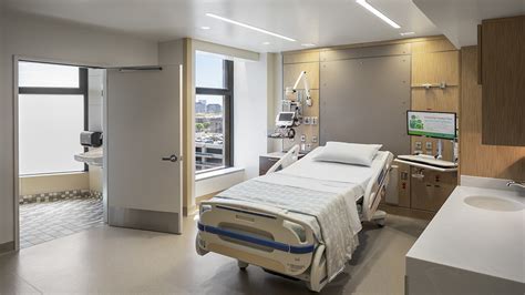 Leo A Daly Helps Cedars Sinai Combat Hospital Bed Shortage