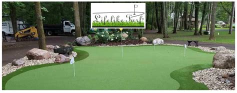 Putting greens installed for your backyard or commercial location. Putting Green Turf | Artificial Turf | DYI Synthetic Turf | Turf Avenue.