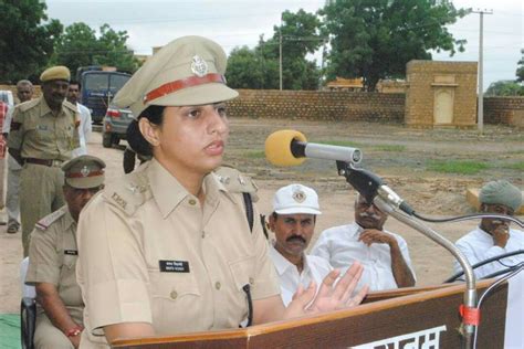 Ips panels are characterized as having the best color and viewing angles among the other main types of. IPS Officer Mamta Bishnoi: Working for crimes against girls