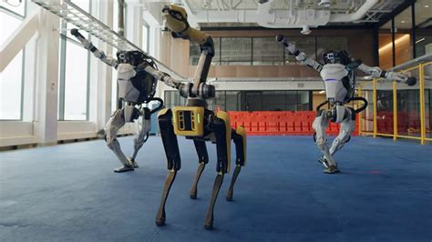 Роботы Boston Dynamics танцуют под хит Do You Love Me видео новини Києва на БЖ