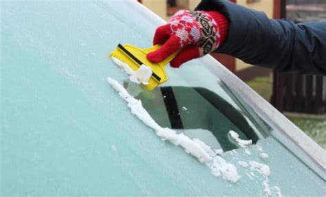 How To Remove Ice On Windshield And Mirrors