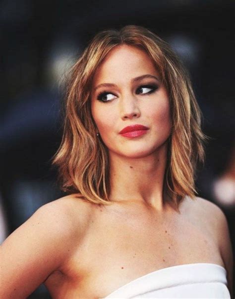 Edgy With Layers Medium Hair Jennifer Lawrence Look By Makeup