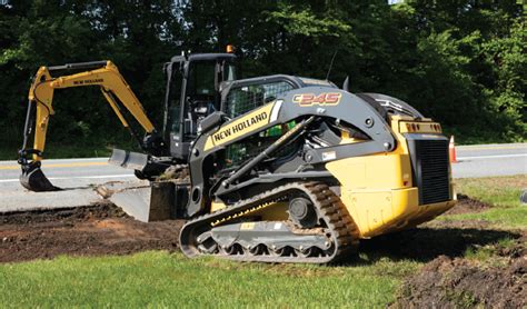 The Benefits Of Compact Track Loaders Over Skid Steer