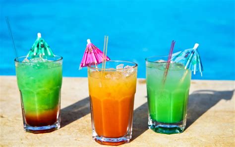 Summer Drinks To Keep You Cool By The Pool Hth® Blog