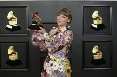 What Is The 2023 Grammys Eligibility Period Popsugar Entertainment