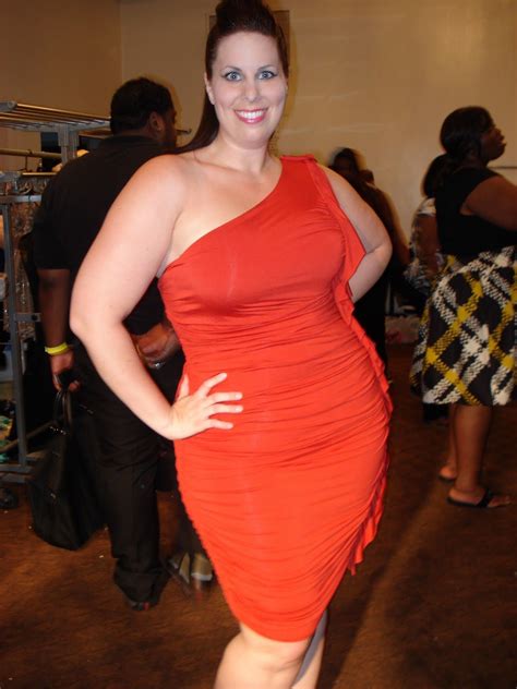 Plus Size Model Shannon Hiett Tall Women Curvy Girl Fashion Glamour Dress