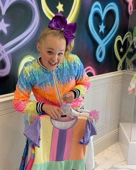 Jojo Siwa On Instagram You Can Sing Dance And Dress Just Like Me