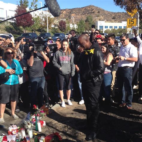 Tyrese Sheds Tears At Paul Walkers Crash Site E Online