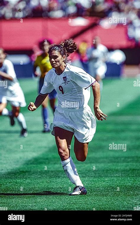 Mia Hamm Usa Competing In The 1999 Fifa Womens World Cup Soccer Semi