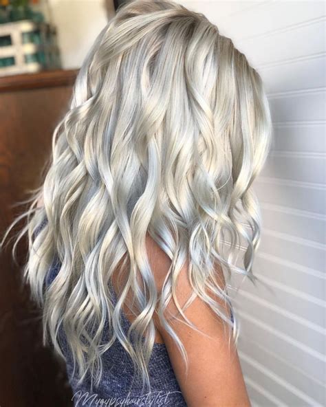 Platinum Hair White Hair Rooty Blonde Blonde Highlights Icy Blonde Ashy Hair Color Blonde