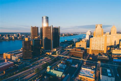 410 Detroit Aerial View Stock Photos Pictures And Royalty Free Images