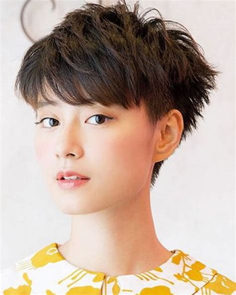 It is actually alluring to look at it, and it will also give you a cute look. Pixie Haircuts for Asian Women | 18 Best Short Hairstyle ...