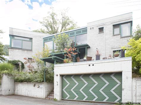 The site owner hides the web page description. 一般人は小さな家を! お金持ちは超省エネ住宅を!？ | 編集長 ...