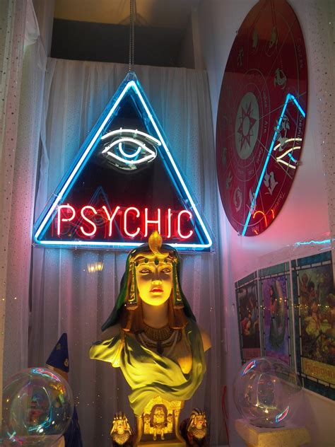 Accurate Psychic Readings What To Know Before Consulting A Psychic