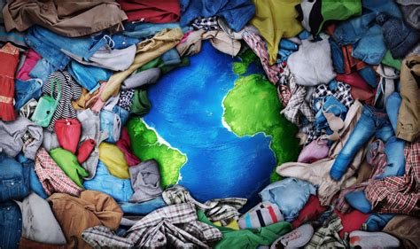 the environmental impact of fast fashion collect my clothes