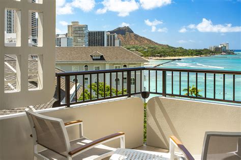 Luxury Waikiki Hotel Moana Surfrider A Westin Resort And Spa Waikiki