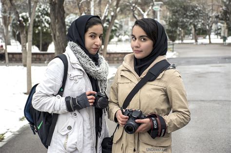 Polling Iran What Do Iranians Think Journalists Resource