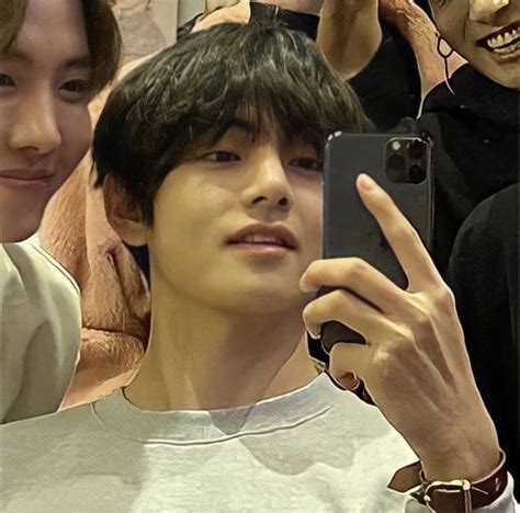 𝗏𝖺𝗇𝗍𝖾 On Instagram Today I Present You A Thread Of Taehyung And His