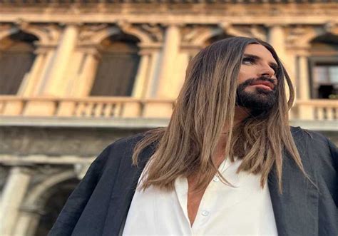 Rylan Clark Looks Unrecognisable As He Shows Off Dramatic