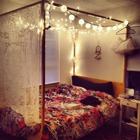 66 inspiring ideas for christmas lights in the bedroom. 26 Times Twinkle Lights Made Everything Better | Home ...