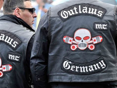 Outlaws mc® and the outlaws mc logos® are registered trademarks™ owned by the outlaws motorcycle club and registered in the united states of america and protected throughout the world. Razzia bei Rockerbande Outlaws MC - Waffenarsenal entdeckt - Südwest - Badische Zeitung