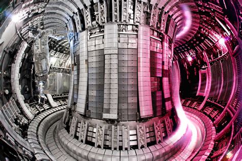 The Tokamak Culham Centre For Fusion Energy