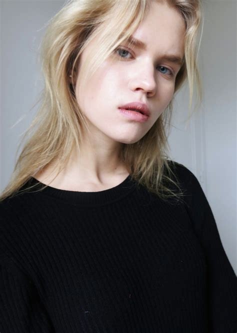 Nadya Yumasheva Metro Models