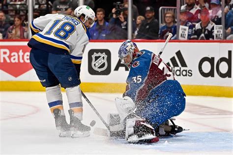 Avalanche Injury Report Goalkeeper Darcy Kuemper Leaves With Upper