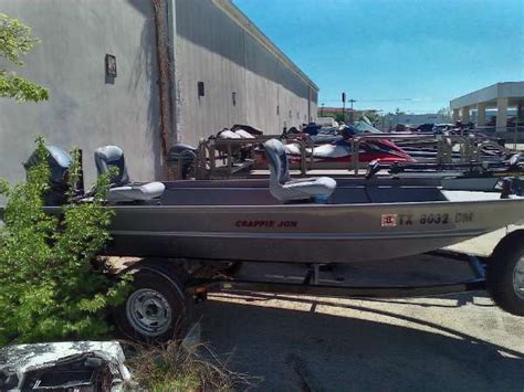 2016 Used Alumacraft Crappie Jon Freshwater Fishing Boat For Sale