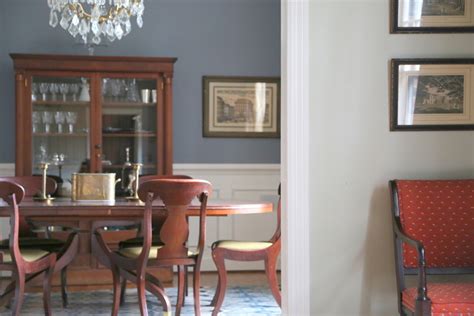 Pick one of these dining room paint colors and give the room a whole new life. The Best Dining Room Paint Color