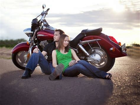 motorcycle dating site 6 reasons to date a biker woman
