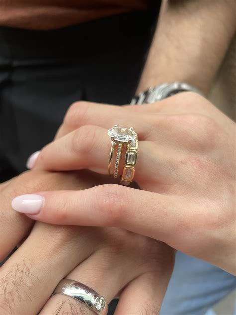 Hannah Goetz on Twitter: "A wedding night to remember! Coming up at 5