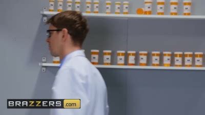 Brazzers Sexy Kenzie Reeves Fucks Her Pharmacy Markus Dupree For Her
