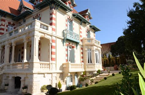 Superbe Villa Historique Arcachonnaise Burgendia à Vendre Arcachon