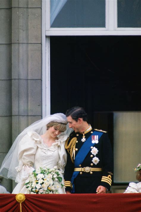The Story Behind Princess Dianas Wedding Veil That Was Embellished By
