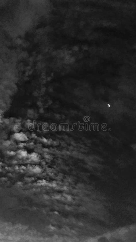 Night Sky Clouds Bw Stock Photos Free And Royalty Free Stock Photos