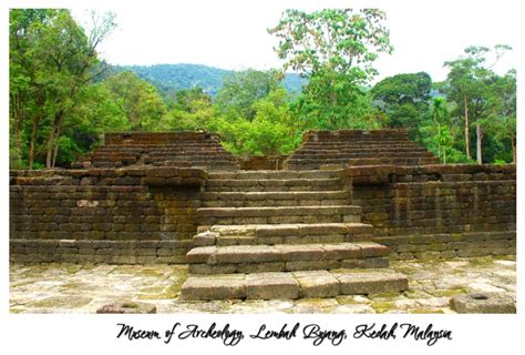 Tapak warisan dunia peninggalan kerajaan kedah, malaysia. Gambar Candi Lembah Bujang - Gambar FGH