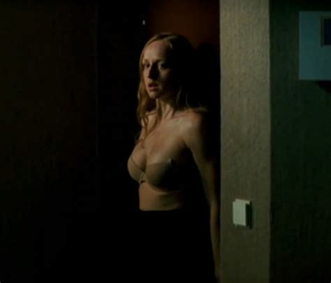 Brigitte Hobmeier Sie Liebt Sich Durch Ihre Nacktbilder Nacktefoto