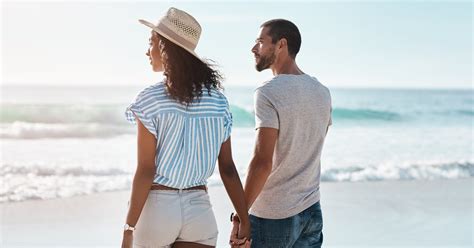Signs You Re Settling In A Relationship Popsugar Love Sex