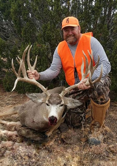 The Outdoors Pryor Man Bags New State Record Mule Deer