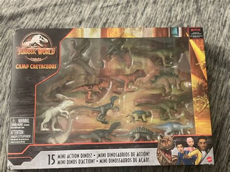 Jurassic World Camp Cretaceous 15 Mini Action Dinosaurs