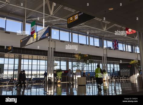 Dulles Hi Res Stock Photography And Images Alamy