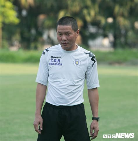 Để có thể chen chân vào top 6 sau giai đoạn 1. Quang Hải cùng Hà Nội FC miệt mài 'luyện công' trước trận ...