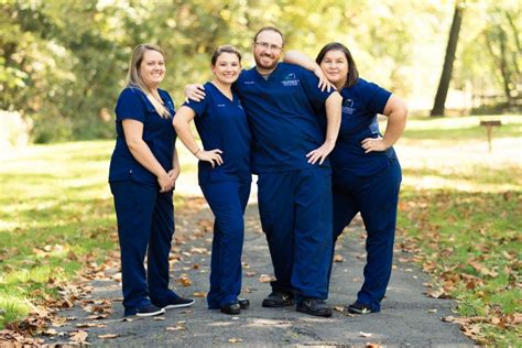 Assistant Staff Dr Henderson Dds
