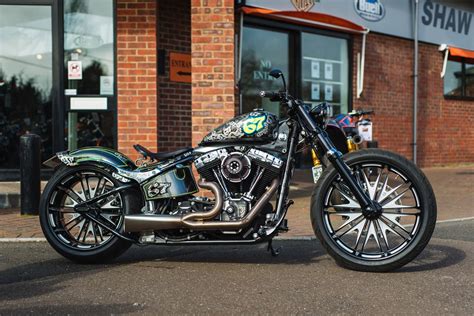 Slim Shakey Custom Harley Davidson By Shaw Speed And Custom Mirror Online