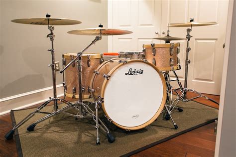 My New Ludwig Classic Maples In Champagne Sparkle Drums