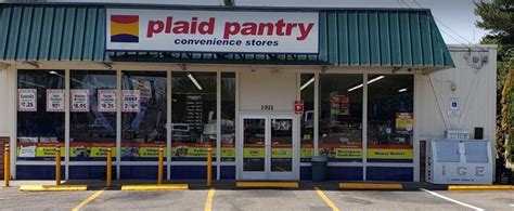 Zipzapt Plaid Pantry